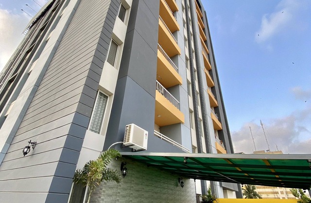 Elegant & Spacious 2br family apt, Sharahe Faisal