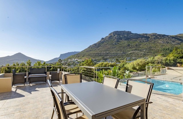 Elegant Villa Escape in Hout Bay – Views & Pool
