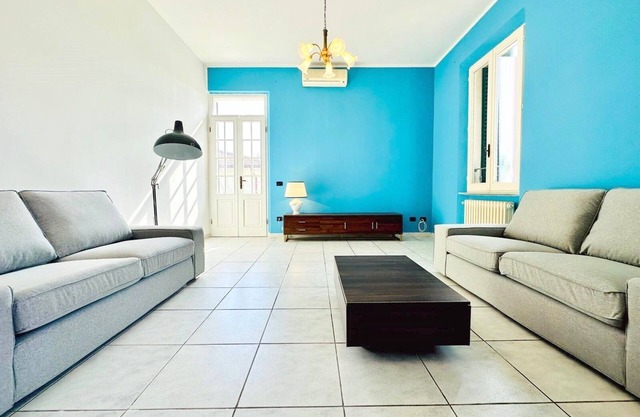 Elegant Villa Apartment with Garden – Just Steps from the Sea – Forte dei Marmi