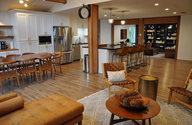 Elegantly Designed Mid-Century Modern Home Near Magnolia