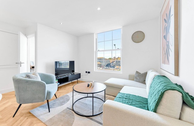 Elevate your Stay: Chic 1-Bed Flat with Kitchen