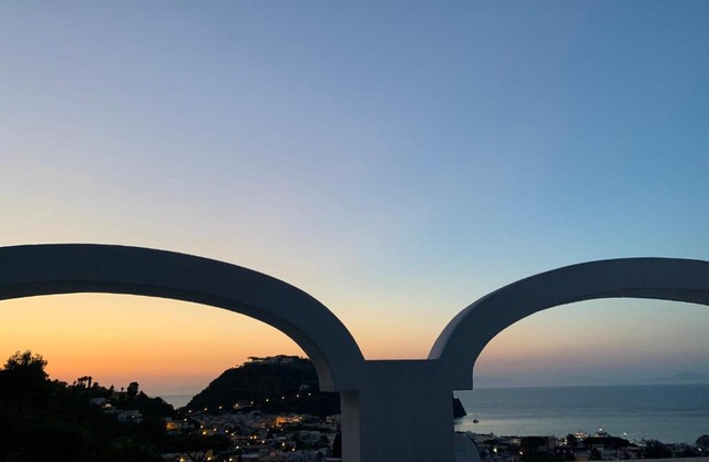 ELISABETH GARDEN APARTMENT