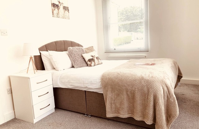 Elthorne Luxury Apartments EL1