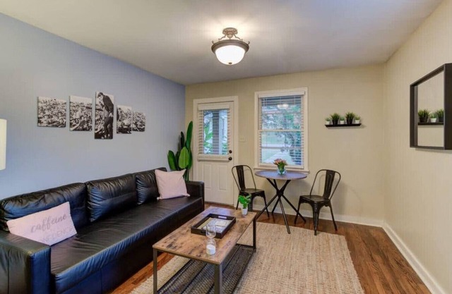 Elvis Revival! in Fabulous Midtown Memphis