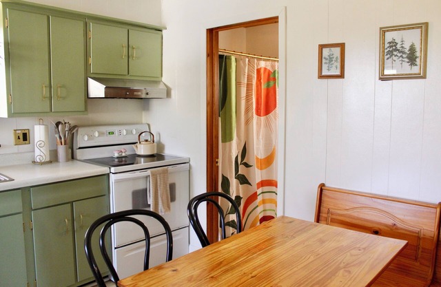 Ely Camp Haus: Vintage Home in Downtown Ely