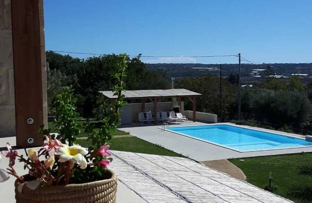 Emotions of Casa Barone, villa with swimming pool, sea view, suitable for large groups
