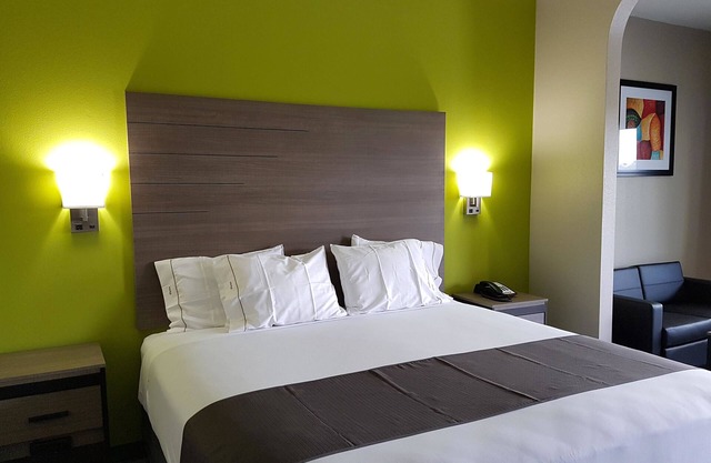 Empire Inn Cypress