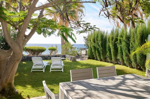 Encanto Costero Bungalow Acogedor en Golf del Sur, Tenerife