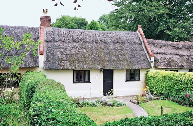 Enchanted by thatch and character.
