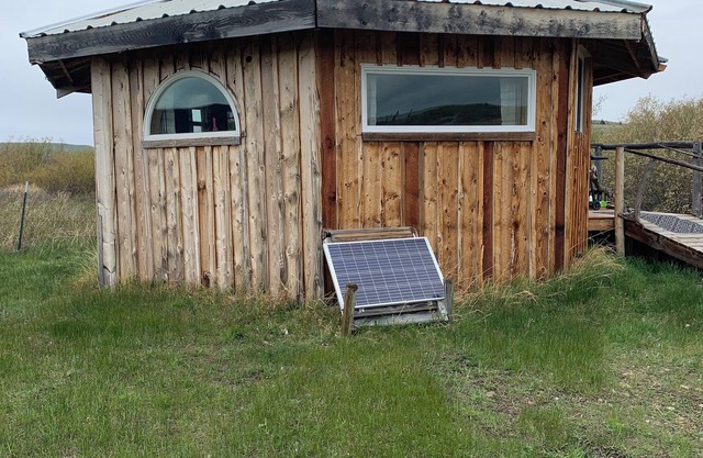 Enchanting Roundhouse near east Glacier
