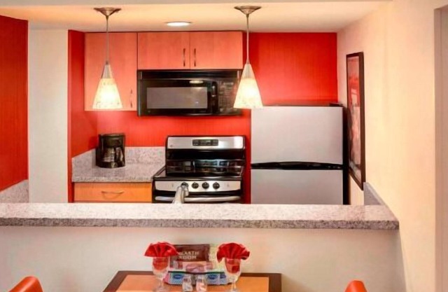 Enjoy a Hassle-free and Soothing Stay! Free Parking, Pet-friendly Property, Pool