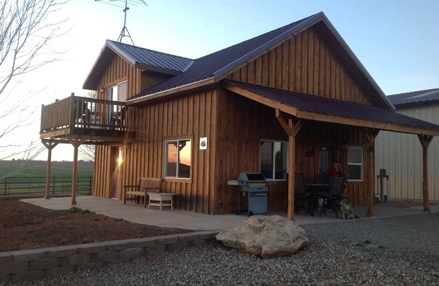 Enjoy Cabin on working farm! 1 hr. Telluride, 1.5 hrs. Moab, UT.