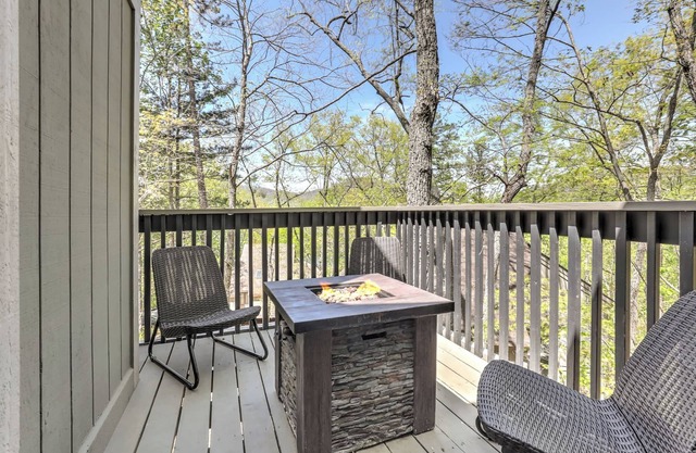 Enjoy peace and quiet in Big Canoe! - Castaway Cottage