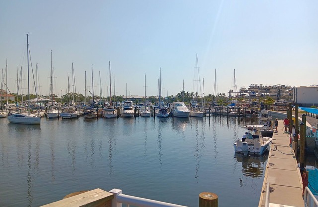 Enjoy the sunshine!1 bedroom condo in Burnt Store Marina, Punta Gorda, Florida.