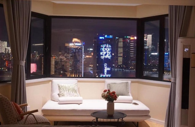 EnjoyLife - on the bund