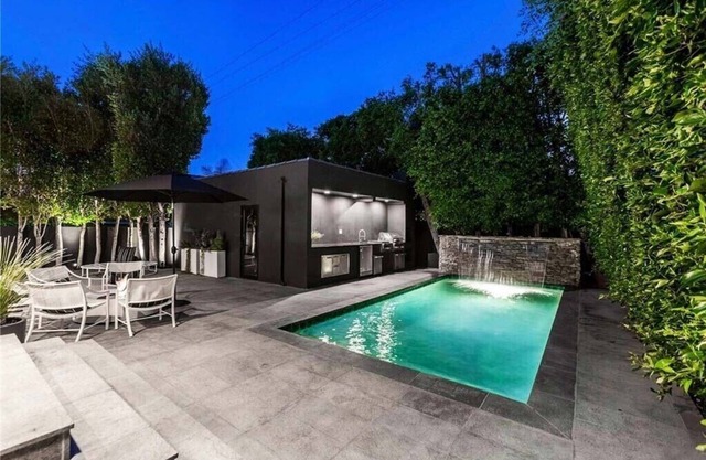 Entertainment Delight in LA