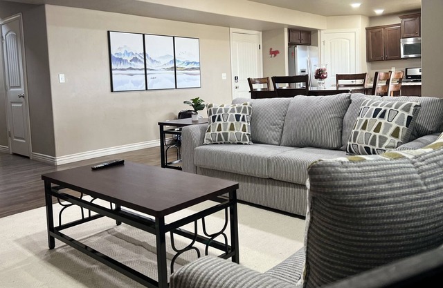 Entire 3 bedroom home with great mountain views