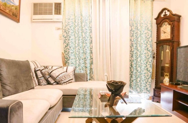 Entire condo in heart of Manila for rental