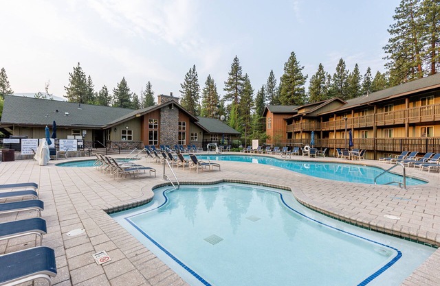 Entrancing Club Wyndham South Shore, 1 Bedroom Deluxe Suite