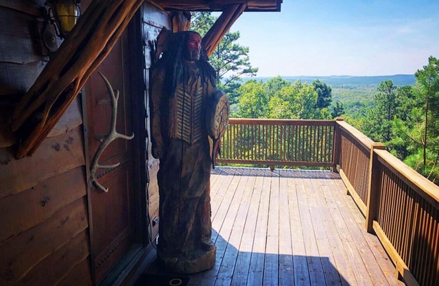 Epic views! Hot tub under the stars, close to lake