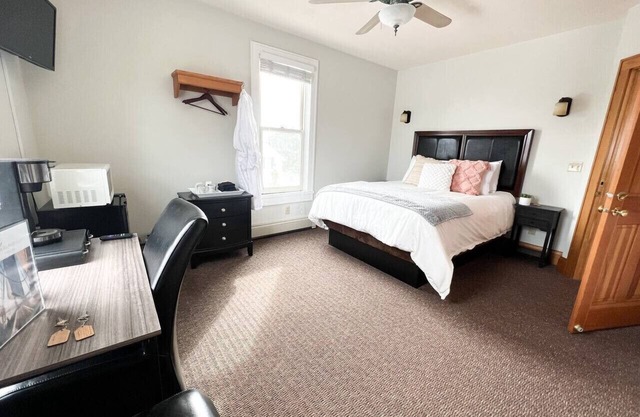 Erie Suite @ The Bayfield Guest House, Bayfield