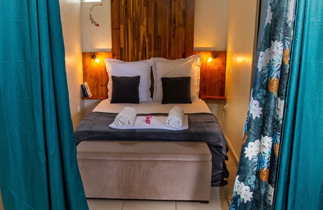 Escape in the heart of the city Studio Jacuzzis Sauna and swimming pool