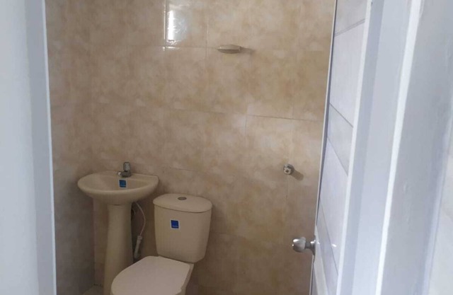 Escape to Cartagena: Ideal Stay Near the City Center 102