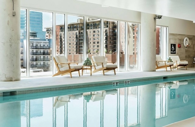 Escape to Denver's Urban Oasis! Indoor Swimming Pool, Pet-friendly!