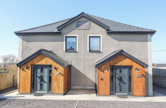 ESCAPE TO THE CHAPEL ANGLESEY, family friendly in Bryngwran