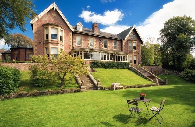 Eslington Villa