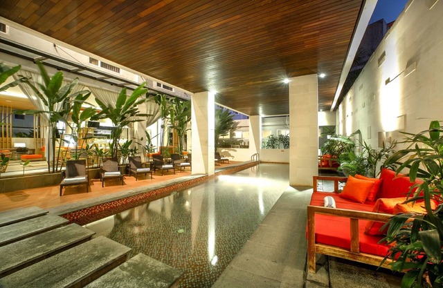Euphoria Hotel