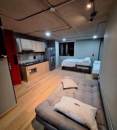 Eureka Living