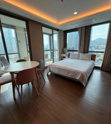 excellent site,family suite room