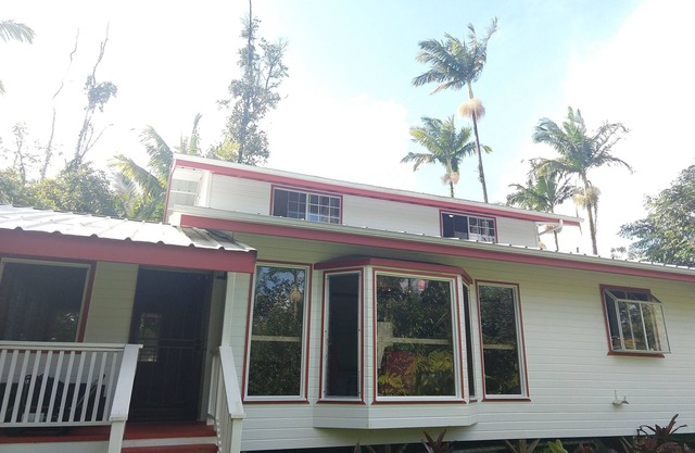 Exceptional 10/10 Hosted Peaceful Forest Paradise, 2 acres, 1700 sq.ft.