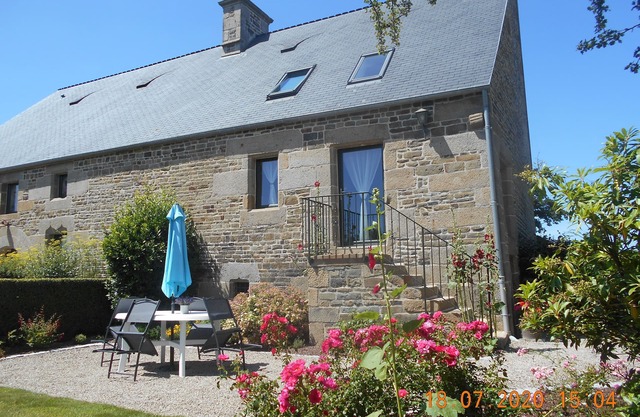 EXCEPTIONAL SETTING: your private gite in a character house in Normandy