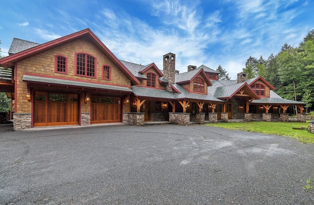 EXCLUSIVE, EXQUISITE & UNFORGETTABLE MOUNTAIN OASIS