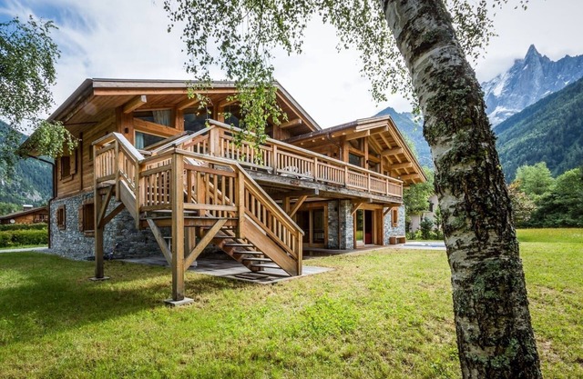 Exclusive 5 BR Chalet in the Valley