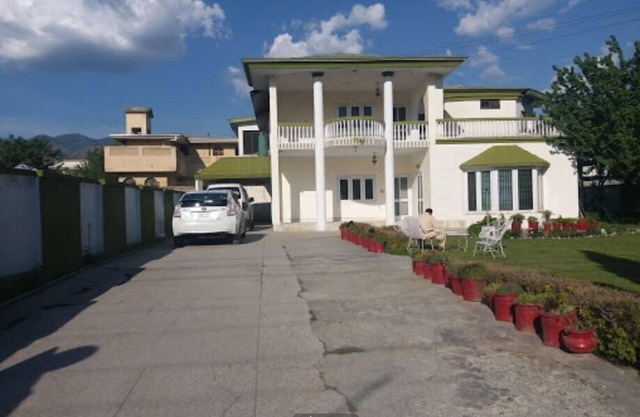 Exclusive Guest House