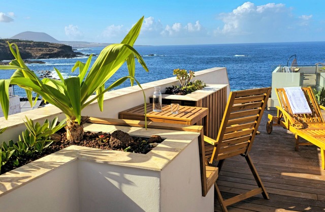 Exclusive holiday apartment "Estudio Verde" at Villa Arte in Garachicos center