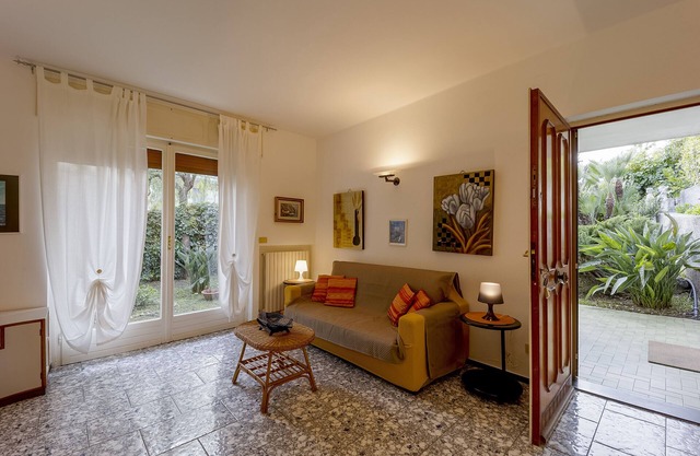 Exclusive villaapartment in residential area close to the sandy beaches six beds