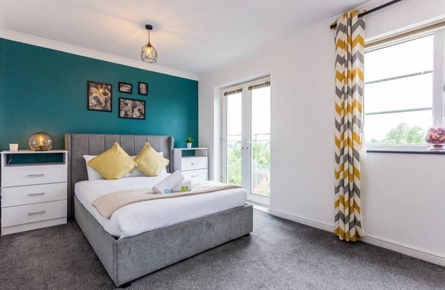 ◑Executive 5 Bed House ◑Ensuite ◑Parking ◑Garden