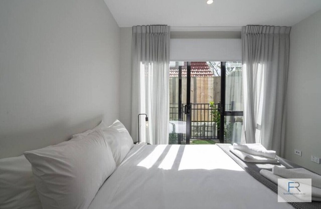 Executive Kohi Residence