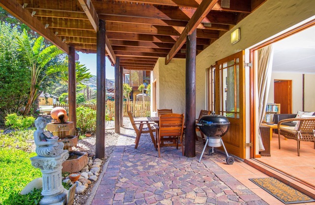 Experience Nature at Brenton on Sea with breakers dolphins and whales