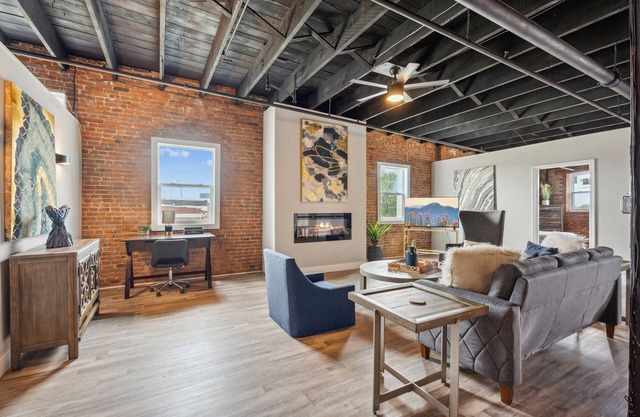 Experience the Ultimate Urban Chic Loft in Downtown St. Louis