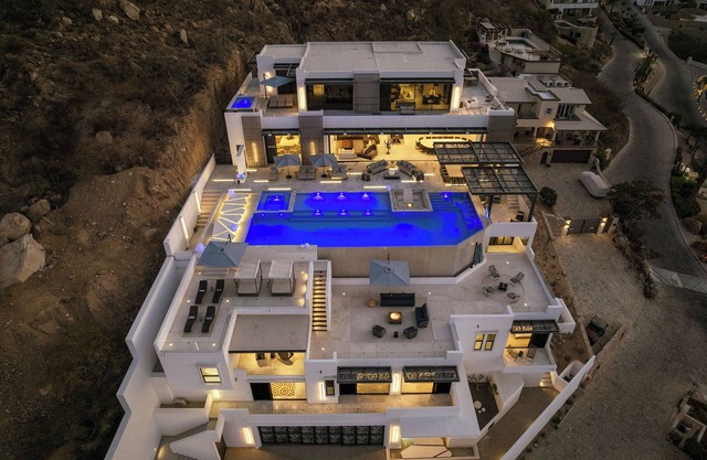 Experience unparalleled luxury in this 11-bedroom villa located in Cabo’s exclusive Pedregal distric