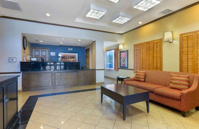 Extended Stay America Phoenix - Chandler - E. Chandler Blvd.