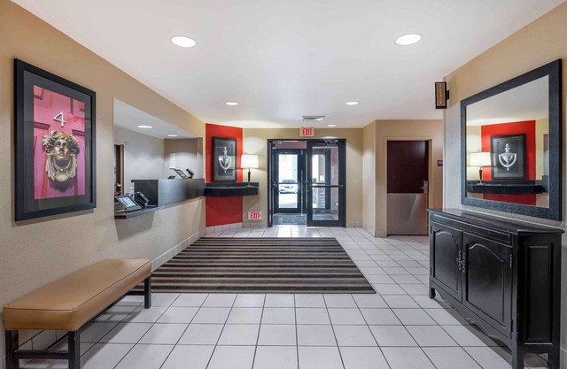 Extended Stay America Suites Champaign Urbana