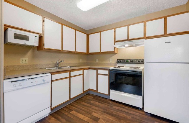 Extended Stay America Select Suites Jacksonville Southpoint