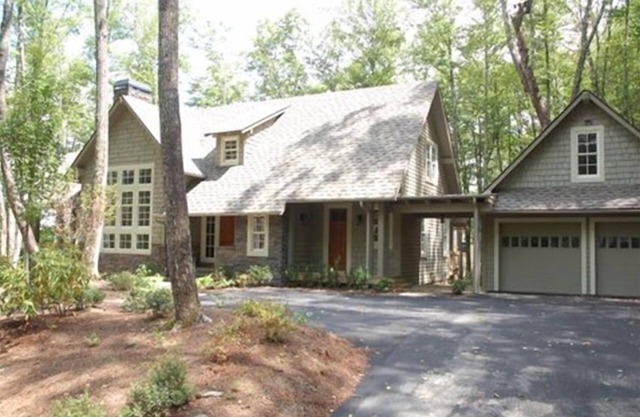 Extra Lg 4 Bed & 5 1/2. BA, Great for families & couples!