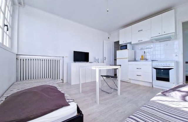 F 2.b.2 Avec 4 Lits Part